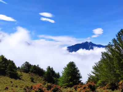 郡大山八通關雲龍瀑布彩虹瀑布兩天一夜