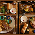 多一點咖啡館 A Little More(美術館)