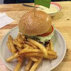 Hugo's 義大利麵食漢堡