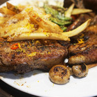 One of two 二分之一廚房