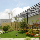 森品複合式餐飲店