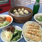 黑人蒸寶小籠包蒸餃