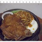 亞哥平價牛排小火鍋鍋燒麵