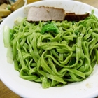 上發蔬菜排骨麵