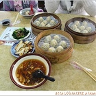 鼎兆豐牛肉麵、鮮肉小湯包