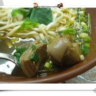 帶皮紅燒羊肉麵