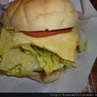 拉亞漢堡 Laya Burger(淡水晶贊店)
