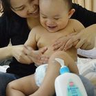 嬌生-嬌生嬰兒牛奶沐浴乳&嬌生牛奶潤膚乳液