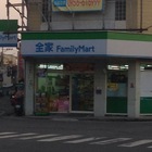 全家便利商店 FamilyMart(六腳蒜頭店)