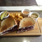 肥禿子美式餐廳(中和店)