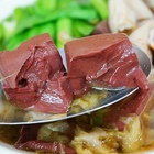 大眼仔豬血湯 手工麵疙瘩